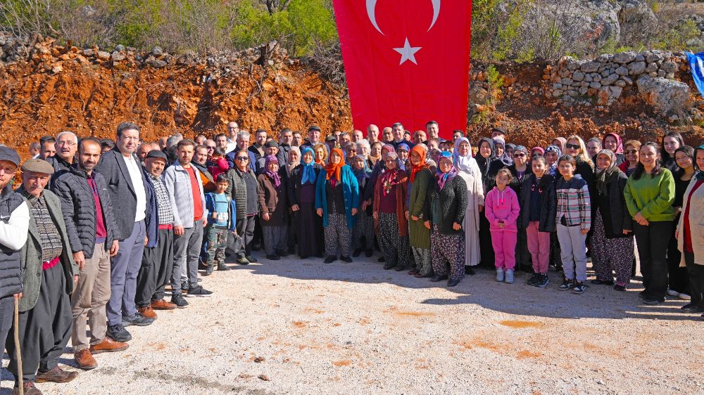 Başkan Özçelik’ten Bademağacı’na müjde