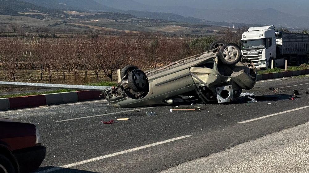 Denizli' de trafik kazası! 2 yaralı