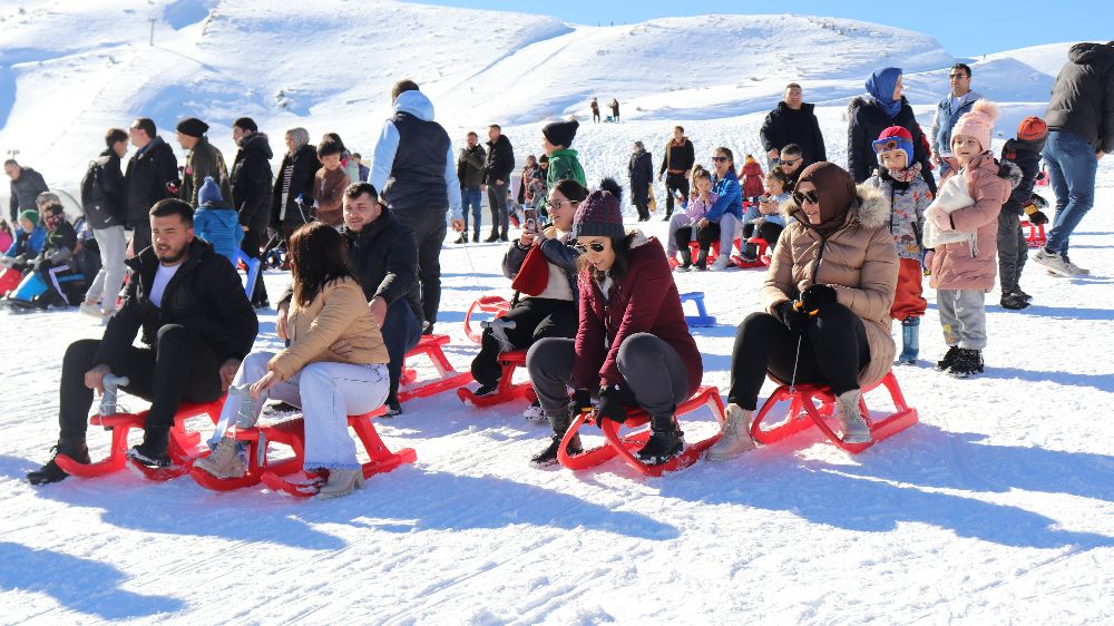 Denizli Kayak Merkezi'ne büyük ilgi