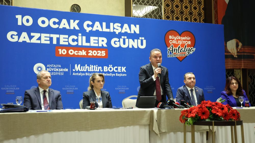 Gazetecilerle Buluşan Başkan Böcek  SSK Borcumuz Yok  4. Etap Raylı Sistem onay bekliyor 