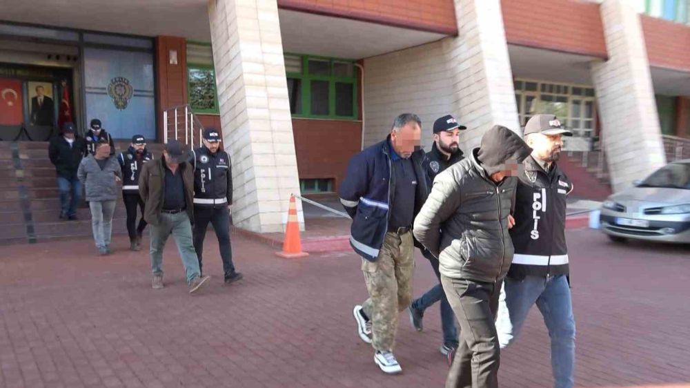 Isparta'da kaçak kazı skandalı Tutuklular ilk duruşmada tahliye edildi