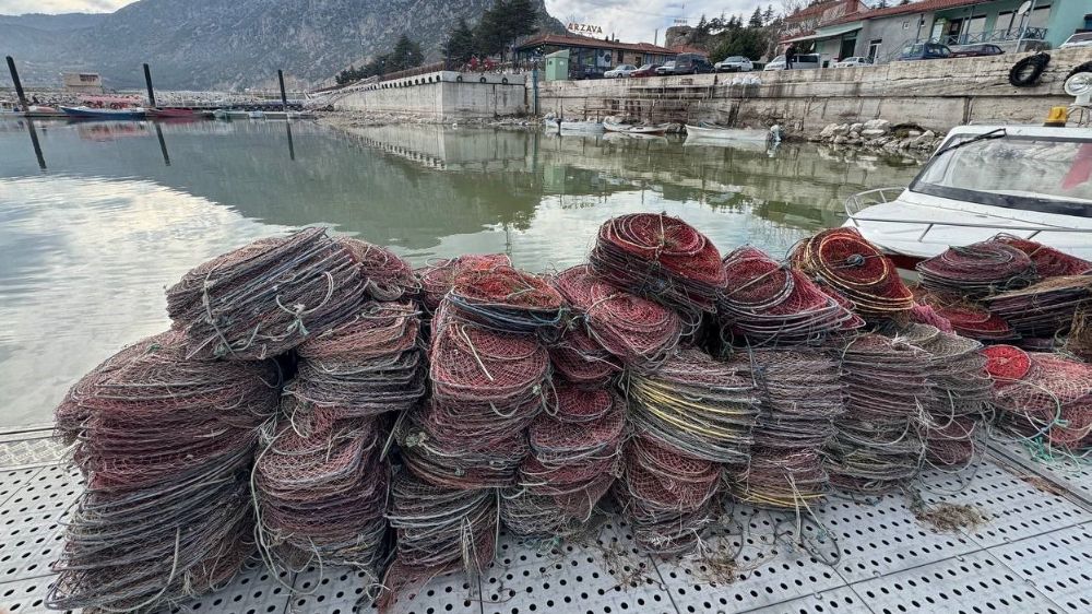 Isparta'da kaçak kerevit denetimi 