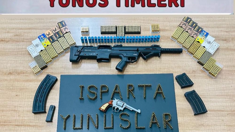 Isparta'da silah ve mühimmat operasyonu