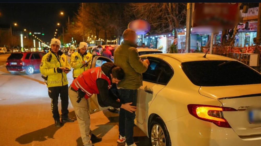 Isparta'da trafik denetimi 11 sürücüye cezai işlem