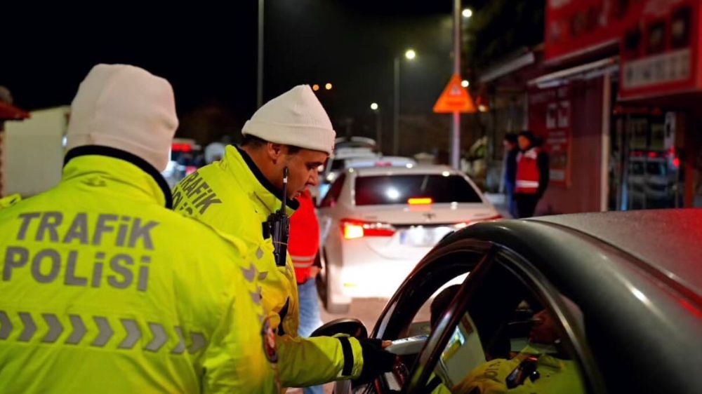 Isparta'da trafik denetimleri 7 sürücüye para cezası