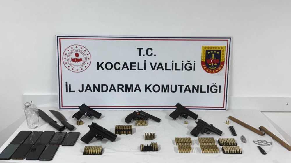 Kocaeli'nde silah kaçakçılığı operasyonu