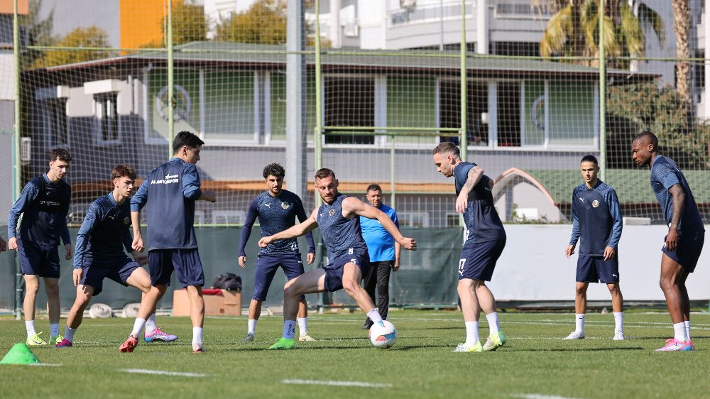 Alanyaspor, Fatih Karagümrük maçı hazırlıklarına başladı