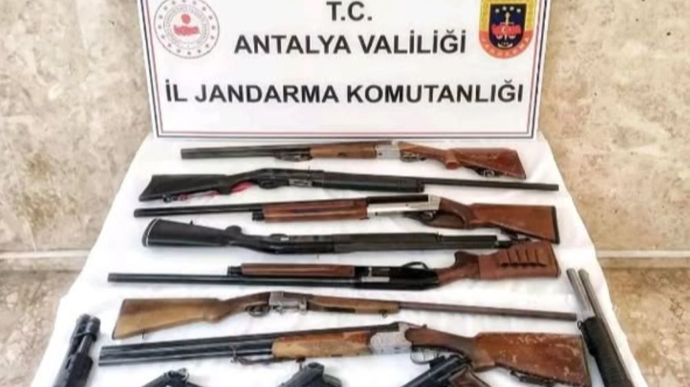 Antalya Korkuteli Jandarmadan Ruhsatsız Silahlara Operasyon 