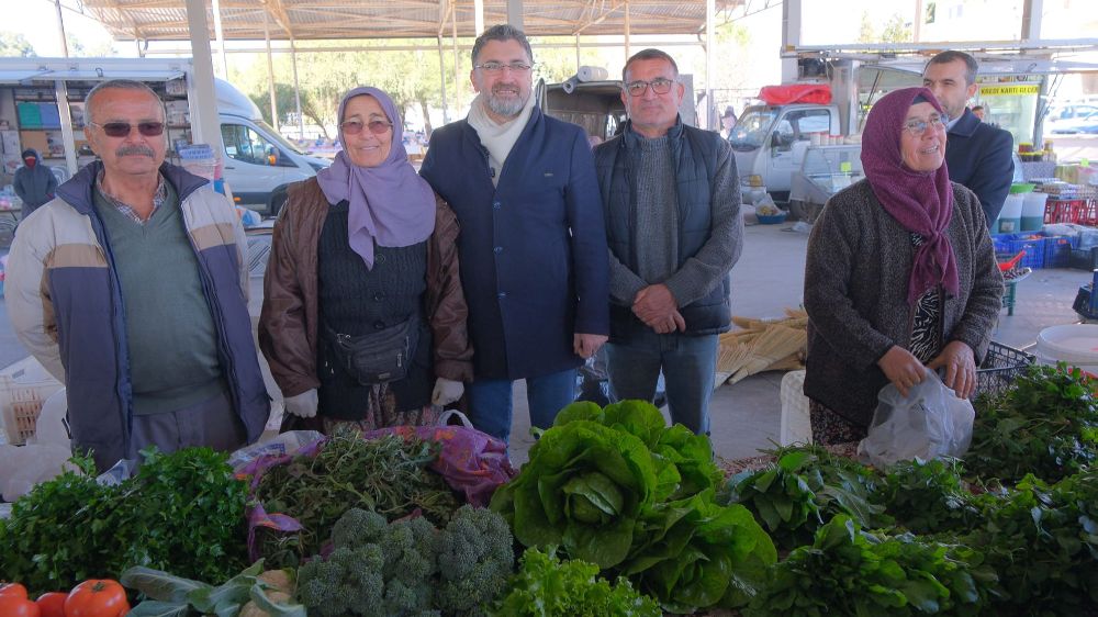 Antalya Serik Belediye Başkanı  Kadir Kumbul Gebiz'de Vatandaşlarla Buluştu 