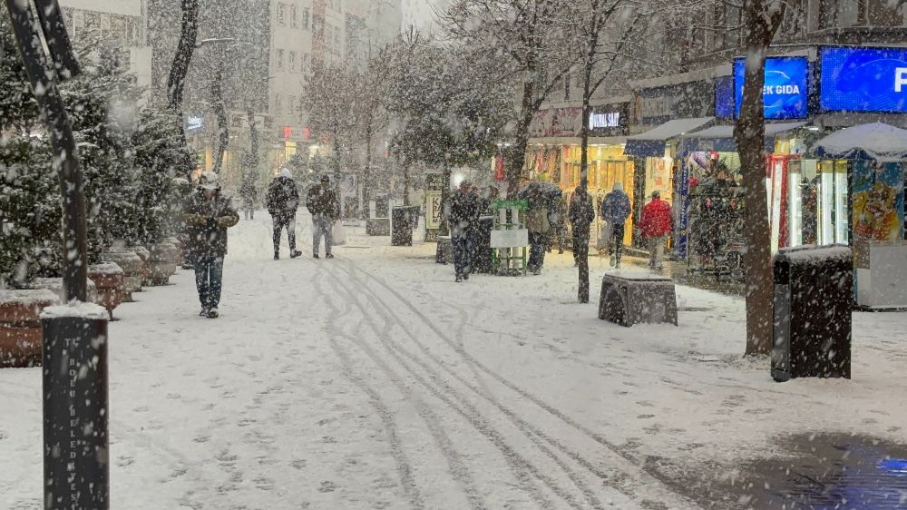 Çanakkale'de bir ilçede taşımalı eğitime kar tatili