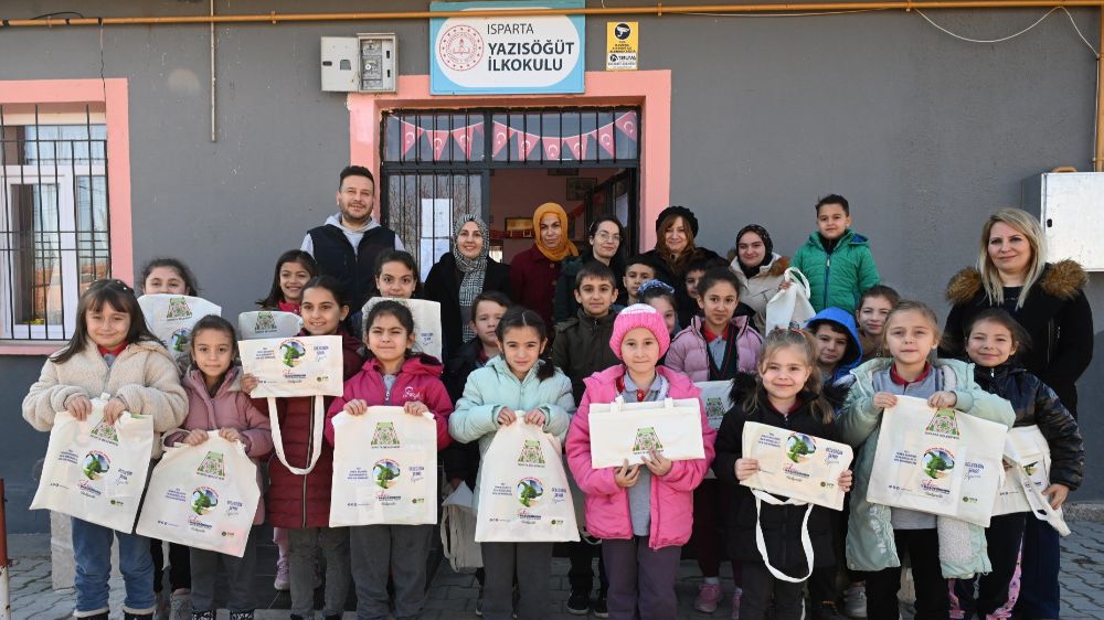 Isparta Belediyesi, Köy Okullarında Atık Pil Toplama ve Sıfır Atık Eğitimi başlattı