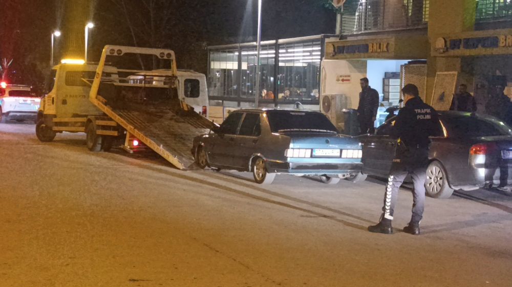 Antalya'da alkollü sürücüye abartılı egzoz ve trafik ihlali nedeniyle 18 bin TL ceza