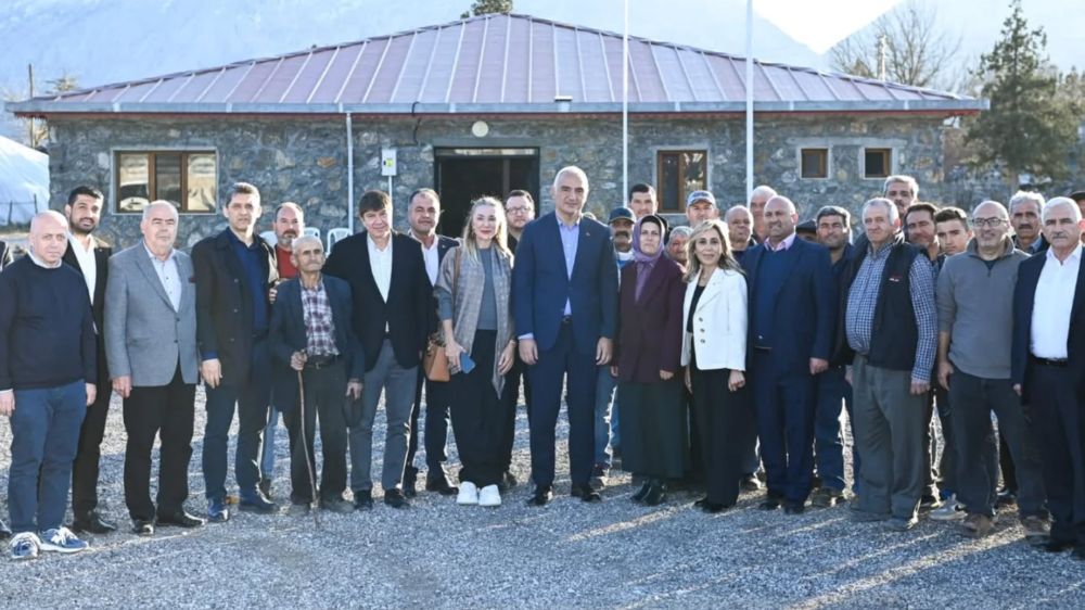 Memleketi  Antalya İbradı'da  iftar yemeğine katılan T.C. Kültür ve Turizm Bakanı Mehmet Ersoy Tarihi Düğmeli evler hakkında Ne dedi  