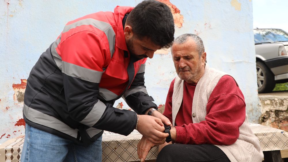  65 yaşındaki Alzheimer hastası, akıllı saat ile güvende