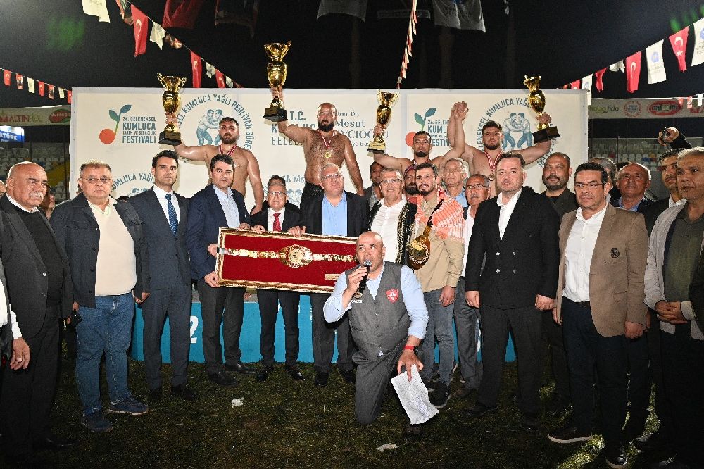 Antalya'da yağlı güreş heyecanı