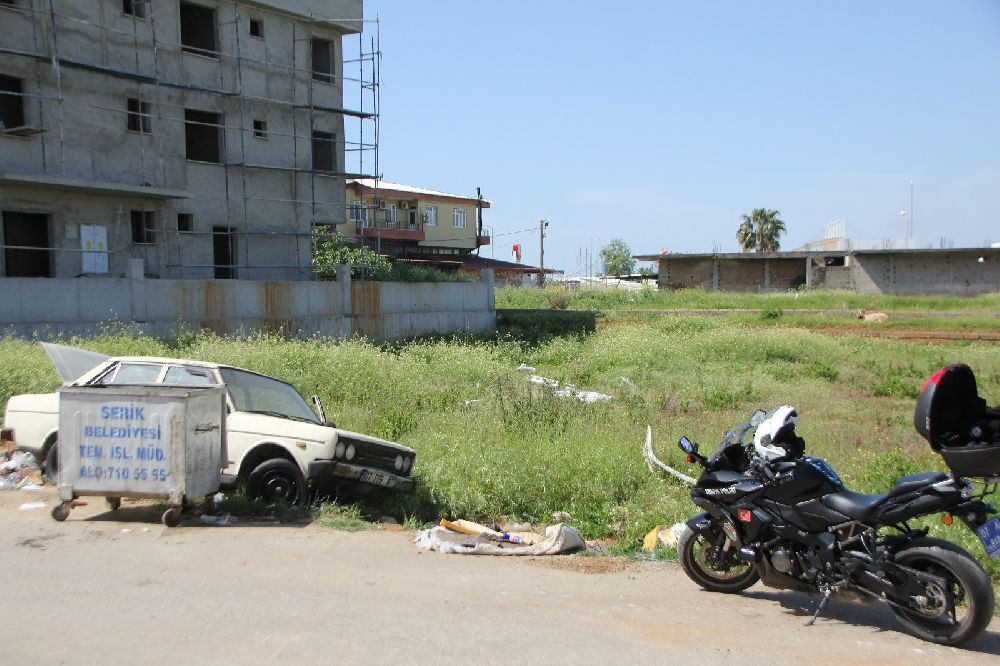 Bu da oldu: Buzdolabı, televizyon derken Fiat Tofaş otomobil de çöpe atıldı