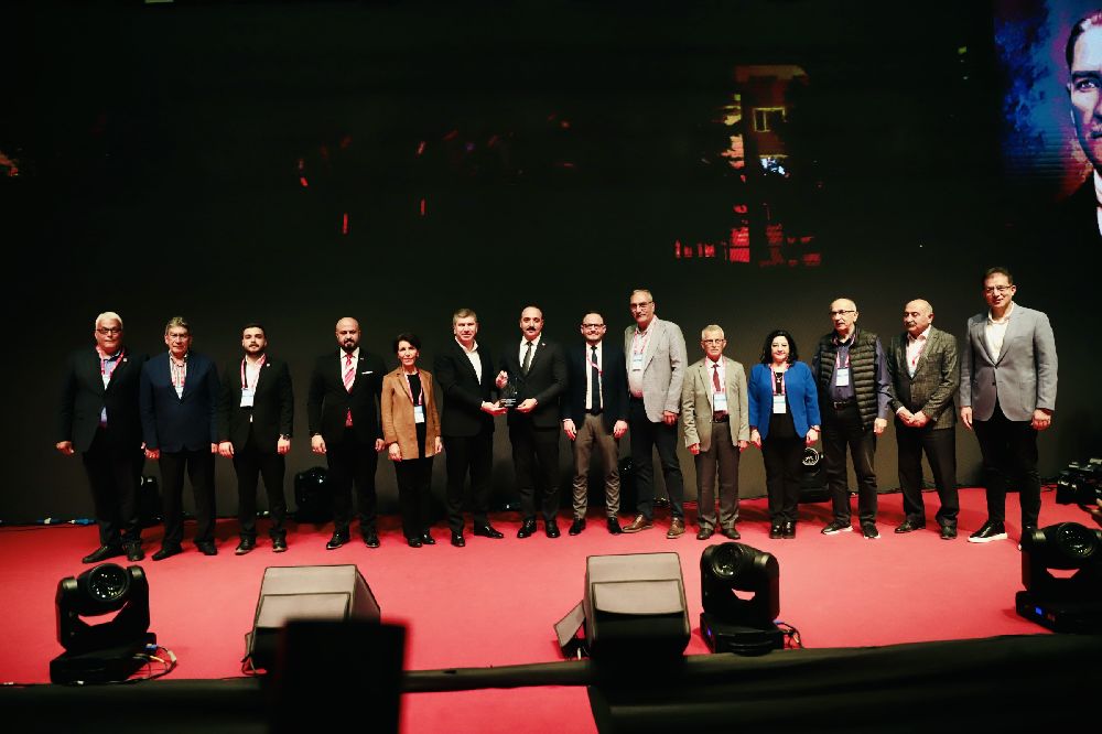 Burdur Belediyesi'ne Açık Hava Sinema projesiyle ödül