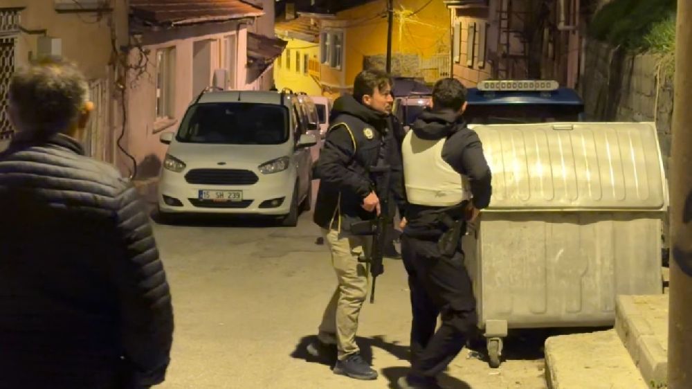 Burdur'da gecenin olayı Alkollü şahıs ortalığı ayağa kaldırdı