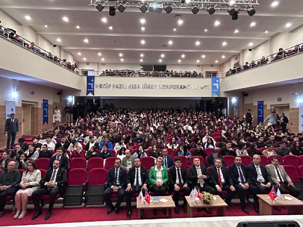 Burdur’da meslek tanıtım günleri Gençler geleceğini planlıyor