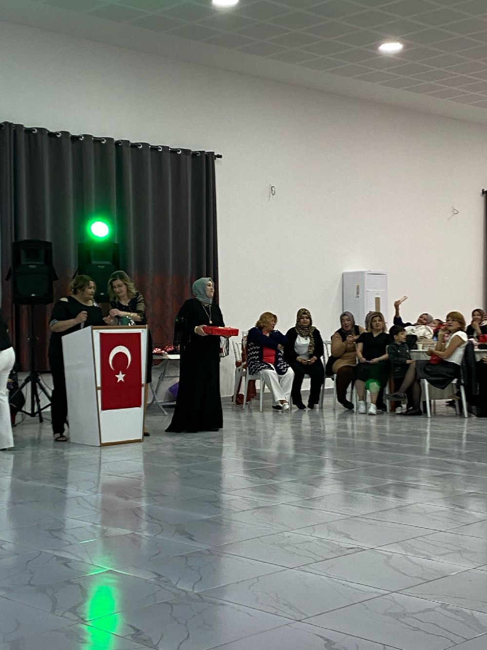 Çavdır İlçesinde Anneler Günü Kutlamasına Yoğun istek ve katılım