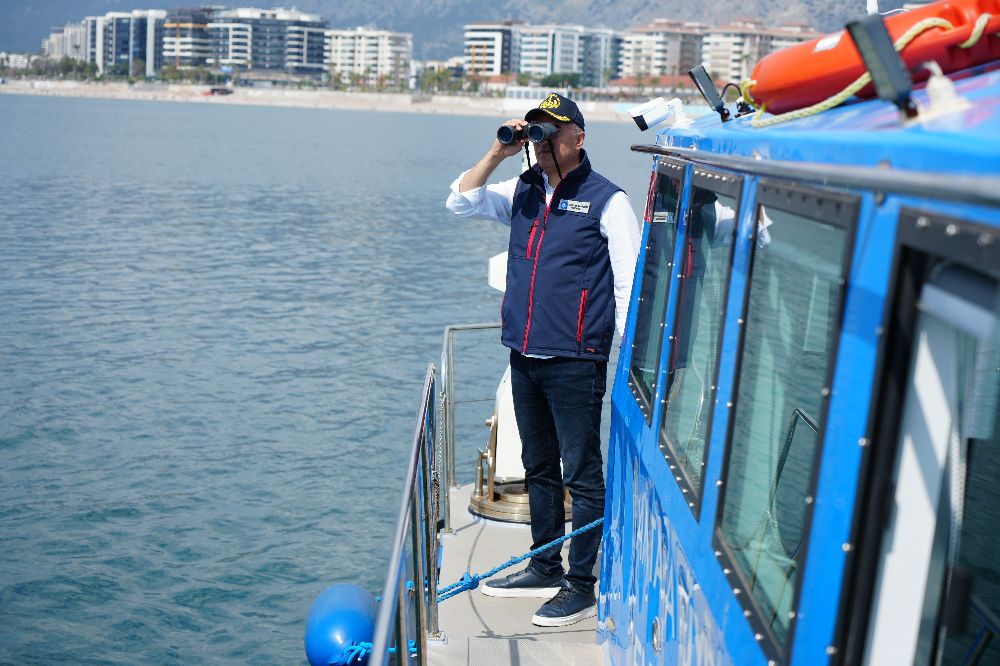 Elektronik gemi denetim sistemiyle Antalya körfezinde 124 gemiden kaçak deşarj tespit edildi