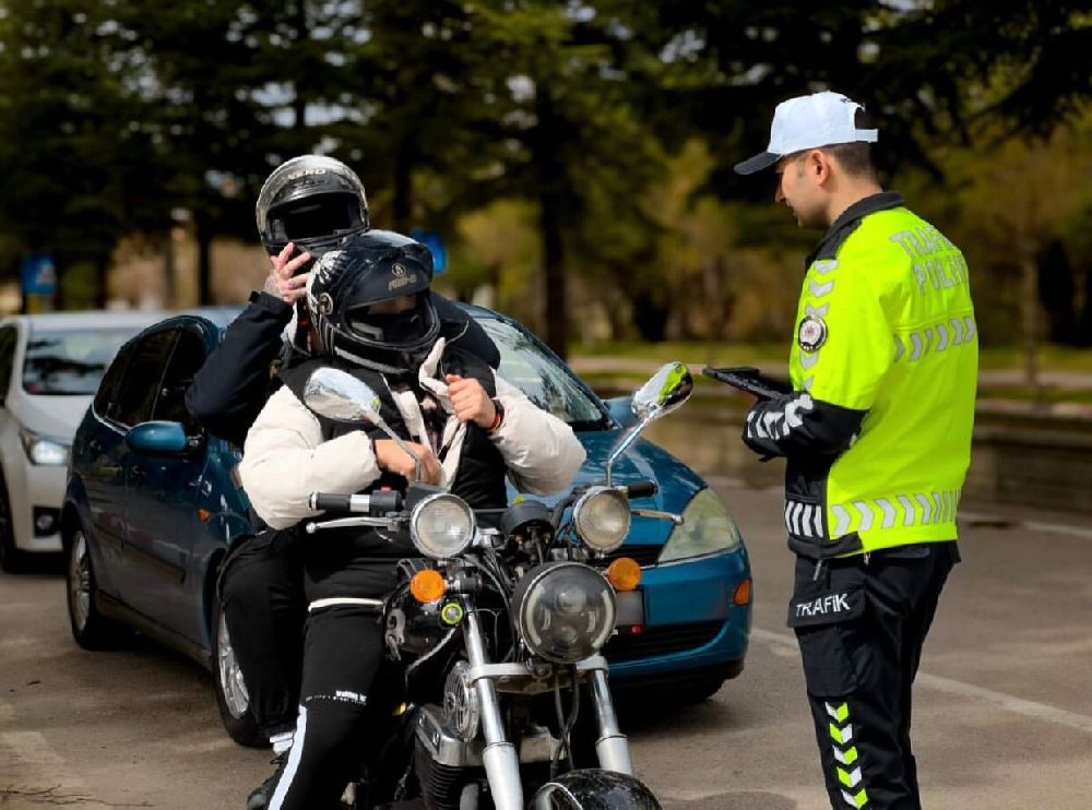 Isparta'da 1 haftada 40 aranan şahıs yakalandı, 2 bin 800 sürücüye ceza kesildi