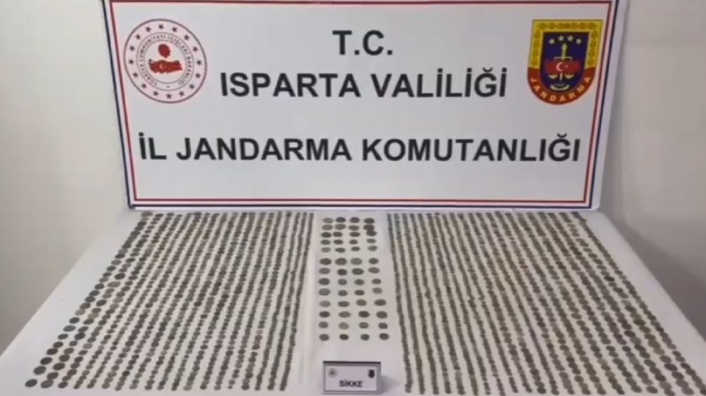 Isparta’da tarihi eser kaçakçılığı operasyonu: 2 bin 3 adet sikke ele geçirildi