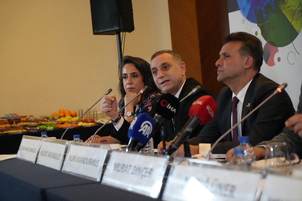 Kanserin şifreleri çözülüyor: Genetik yatkınlık ve yapay zekâ erken teşhiste öne çıkıyor