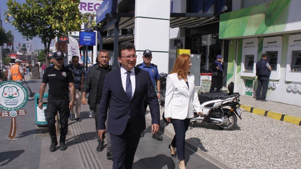 Kaymakam Şahin tütün denetimine katıldı