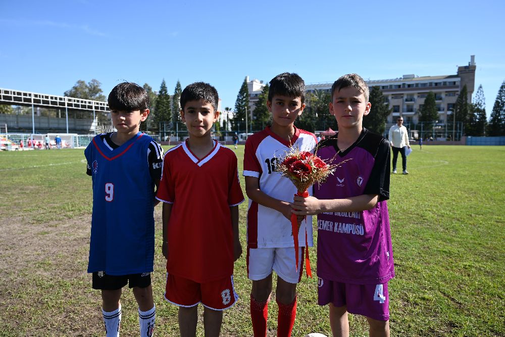 Kemer’de 23 Nisan Futbol Turnuvası başladı