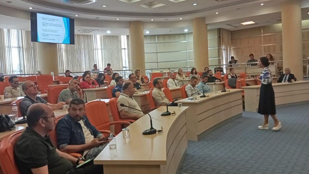 Kepez Belediyesi'nden personele kariyer ve kişisel gelişim eğitimi