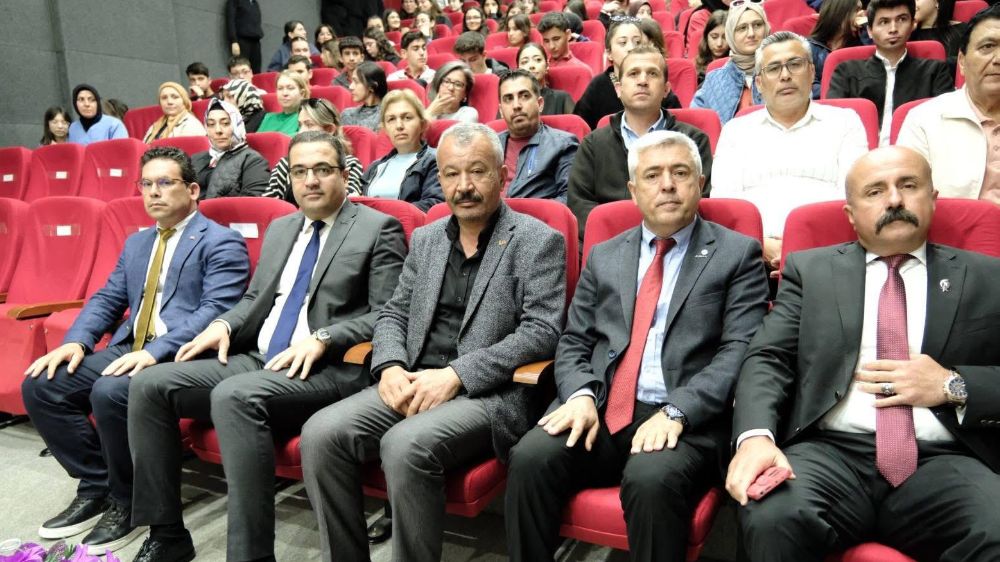 Lise öğrencilerinden üstün performans