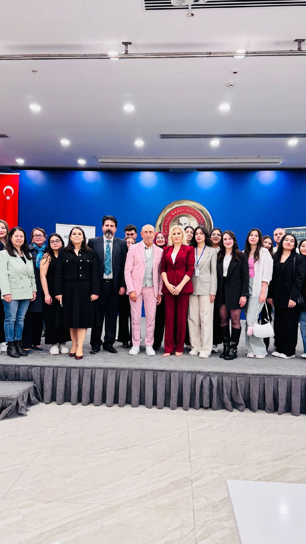 MAKÜ'de girişimcilik etkinliği Kemal Şahin öğrencilerle buluştu