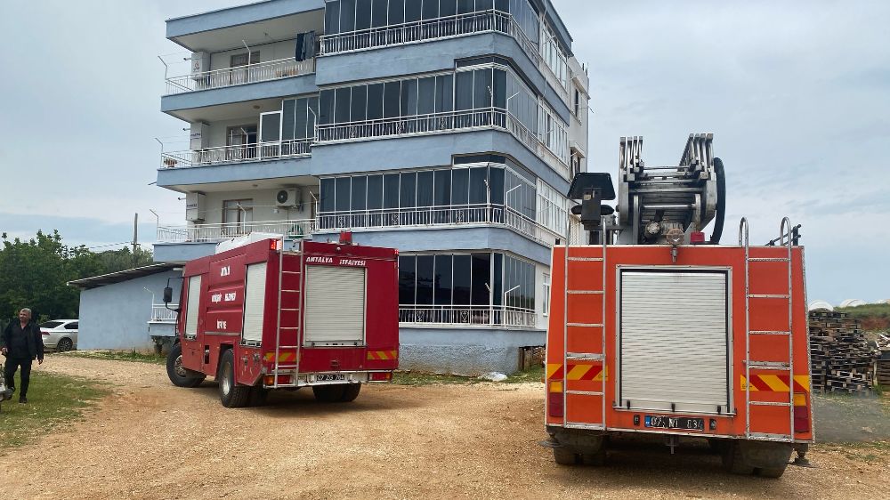 Serik'te apartman dairesinde çıkan yangın korkuttu