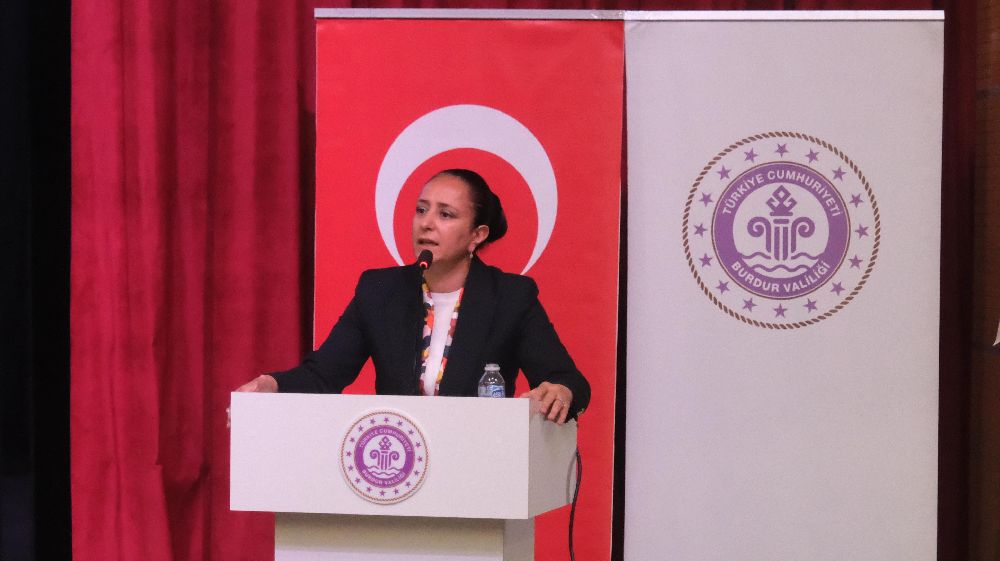 Vali Tülay Baydar Bilgihan Başkanlığında muhtarlar toplantısı gerçekleştirildi