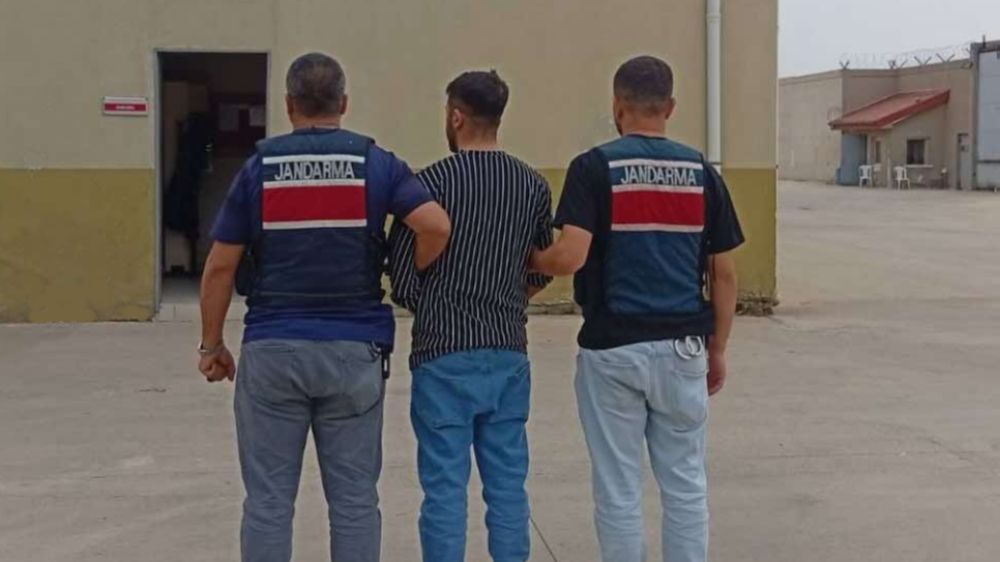 Yağma suçundan kesinleşmiş 10 yıl cezayla aranan şahıs yakalandı