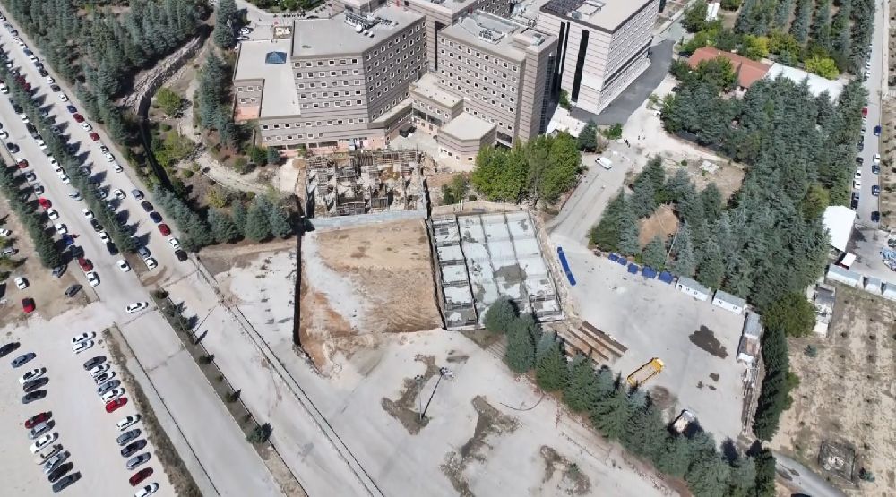 Yaşlı çiftten insanlığa 'altın' dokunuş