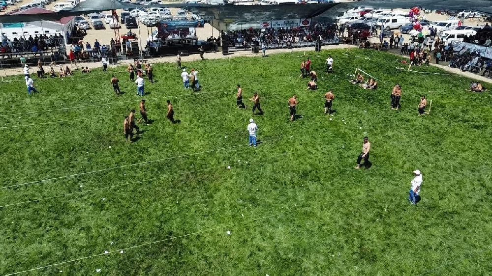 Afyonkarahisar’ın Şuhut Karaadilli Yağlı pehlivan güreşlerinde Başpehlivan kim oldu Güreş ağalığı kimde kaldı