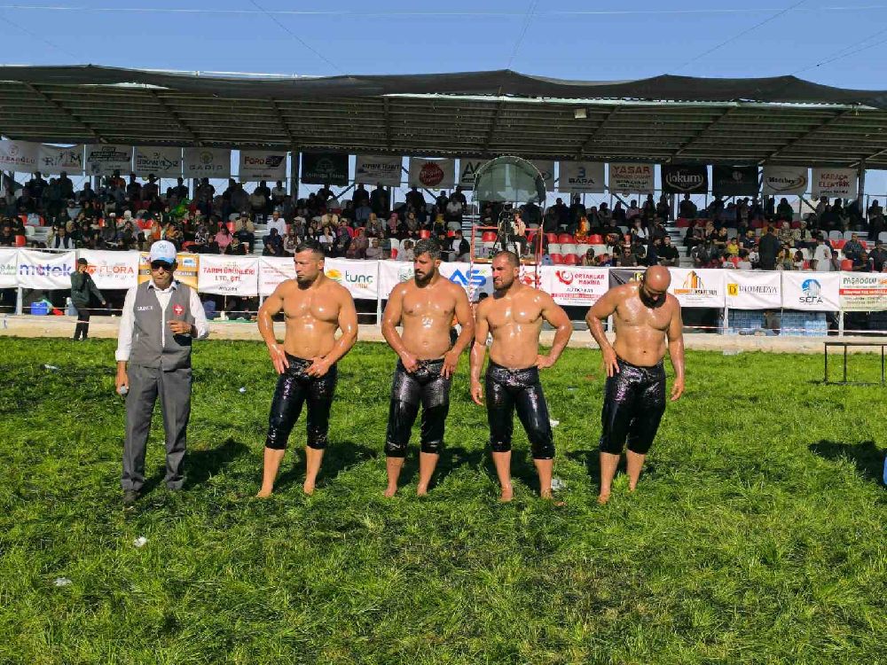 Afyonkarahisar’ın Şuhut Karaadilli Yağlı pehlivan güreşlerinde Başpehlivan kim oldu Güreş ağalığı kimde kaldı