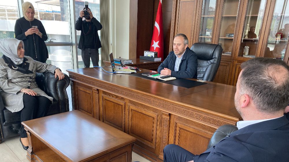  AK Parti Genel Merkez Kadın Kolları Başkanı Tuğba Işık Ercan kadın çalışanlarla bir araya geldi