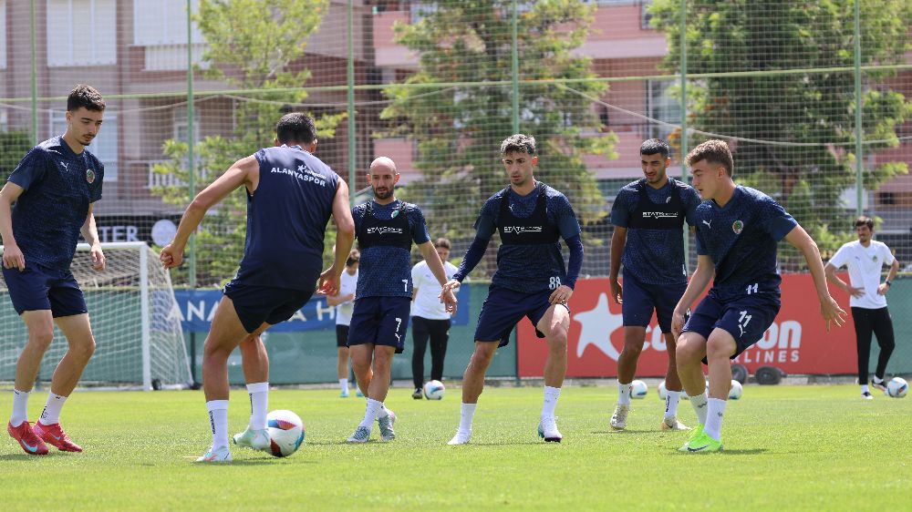 Alanyaspor, Beşiktaş maçı hazırlıklarını tamamladı