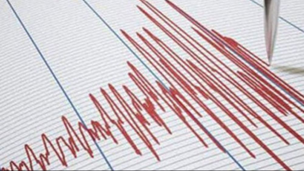 Antalya’da Deprem Paniği  Ege Denizi merkezli Sarsıntı  Antalya Şehir Merkezinde Şiddetli Hissedildi