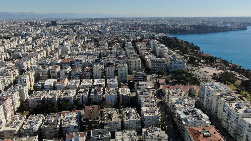 Antalya’da Nisan ayında yabancılara 497 konut satıldı