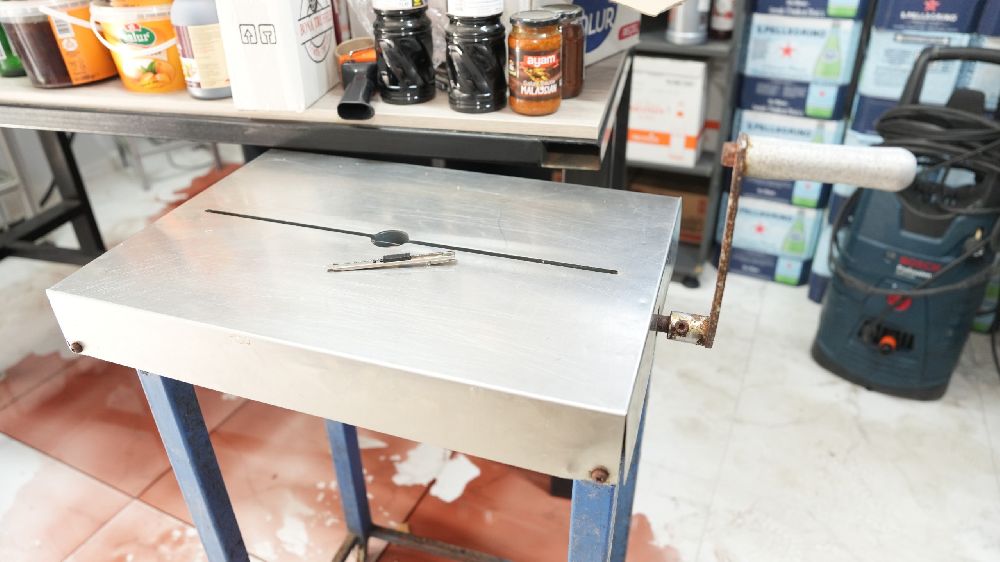 Antalya'da sahte etiketleme skandalı Gıda deposu mühürlendi