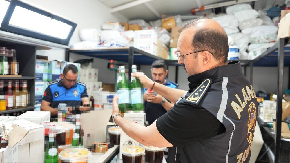 Antalya'da sahte etiketleme skandalı Gıda deposu mühürlendi