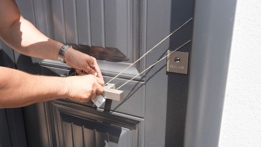 Antalya'da sahte etiketleme skandalı Gıda deposu mühürlendi