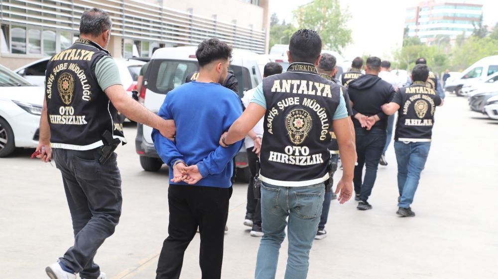 Antalya'da son 1 haftada 213 şahıs tutuklandı