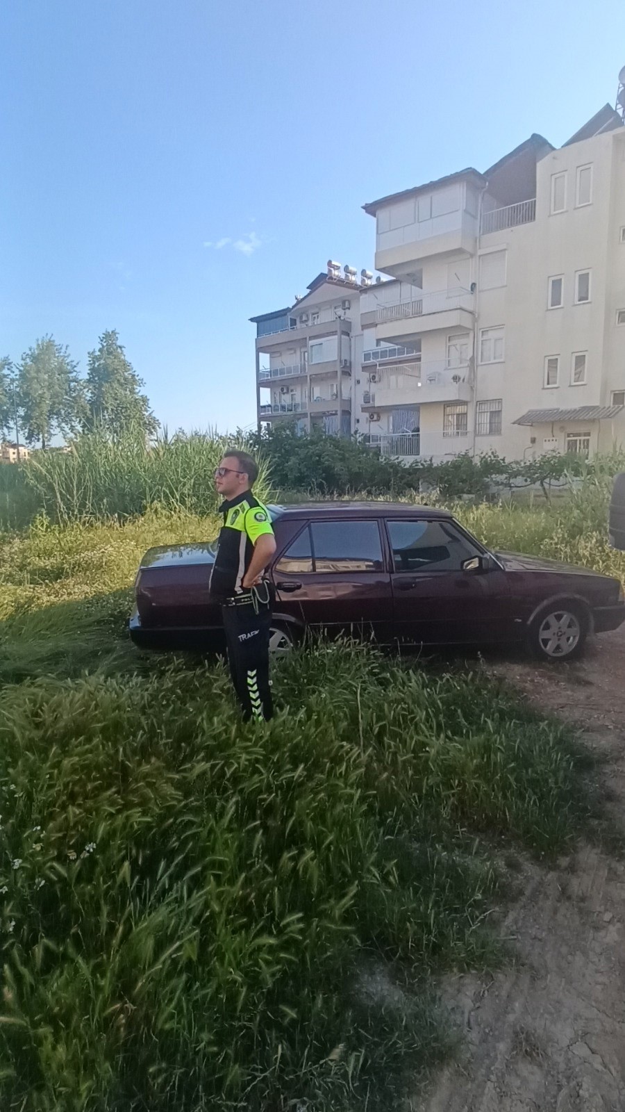 Antalya’da trafikte tehlikeli kaçış Ehliyetsiz sürücüyü affetmediler
