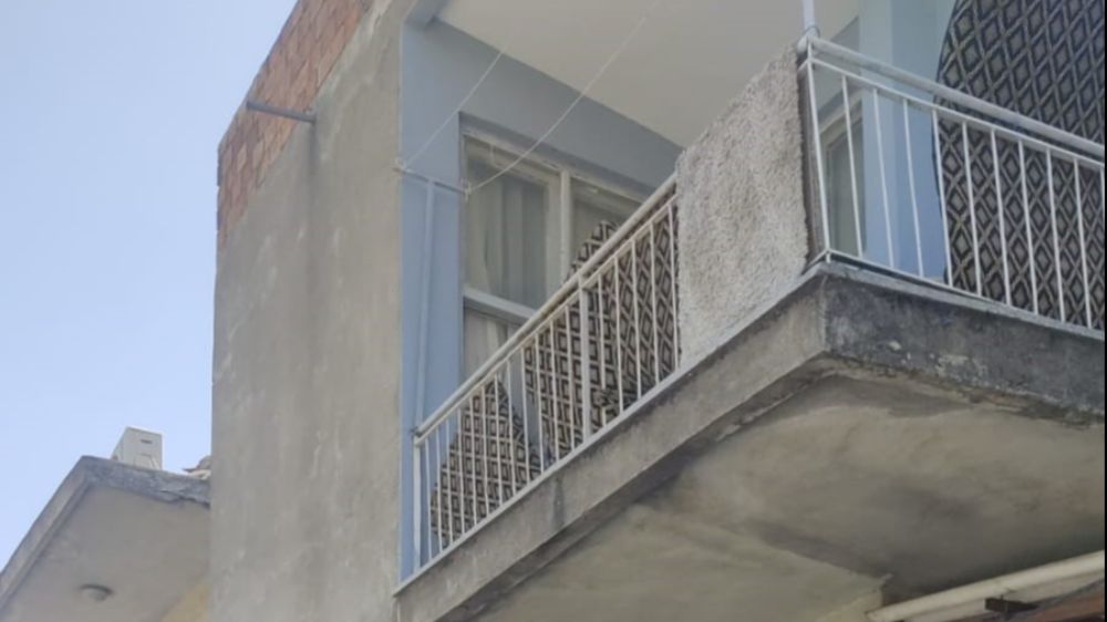Antalya Serik'te Balkondan düşen 2 yaşındaki çocuk hayatını kaybetti