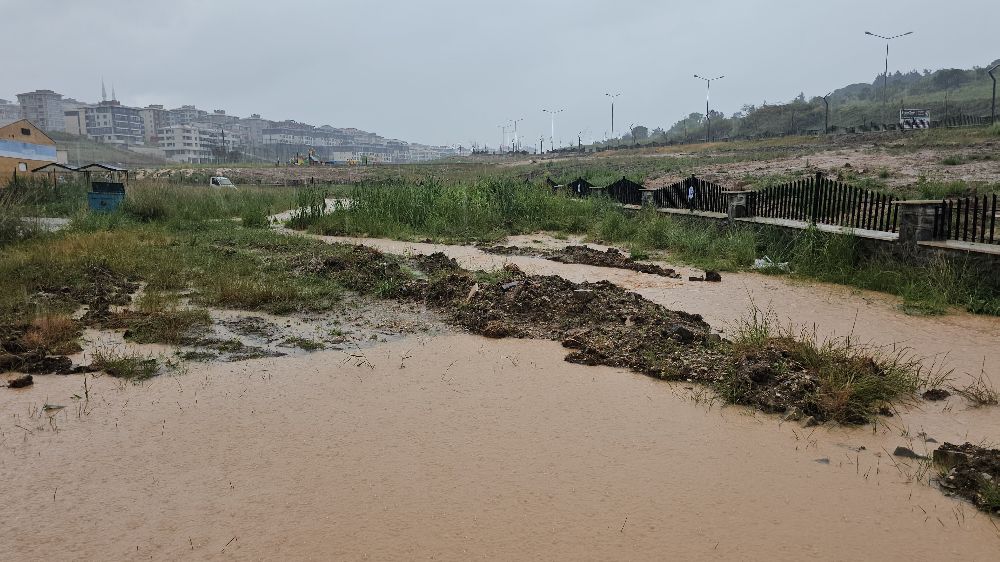 Bandırma sağanakla yüzleşti, Malta Deresi projesi gündeme geldi